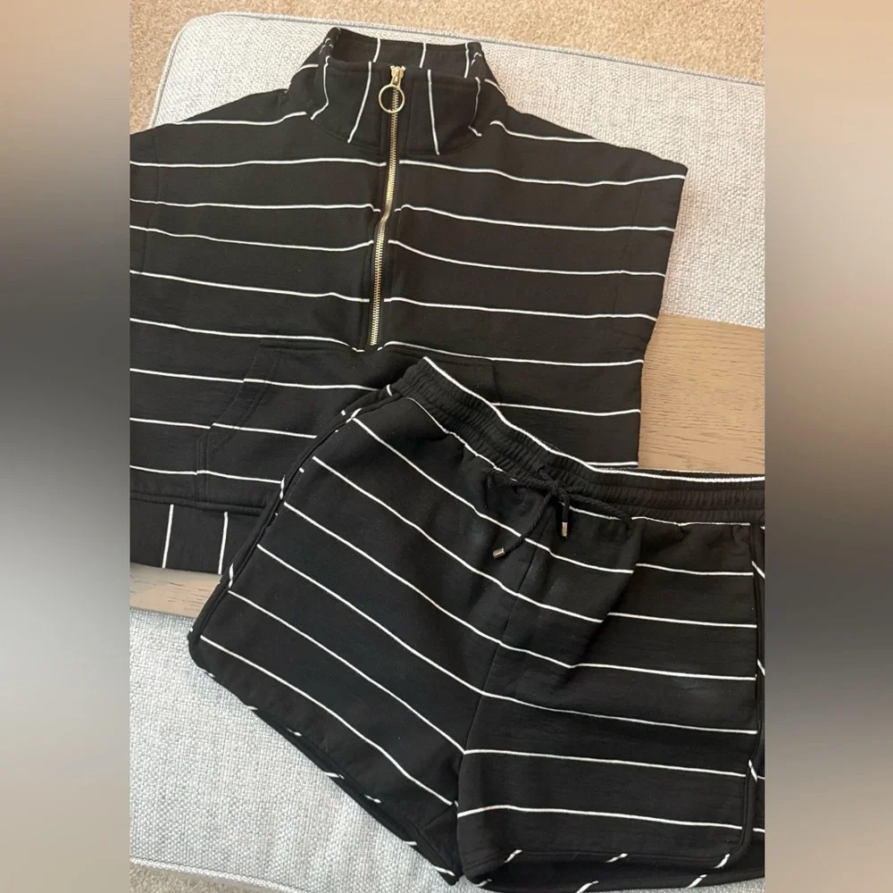 entro Black & White Top & Shorts Set - Picture 4 of 8
